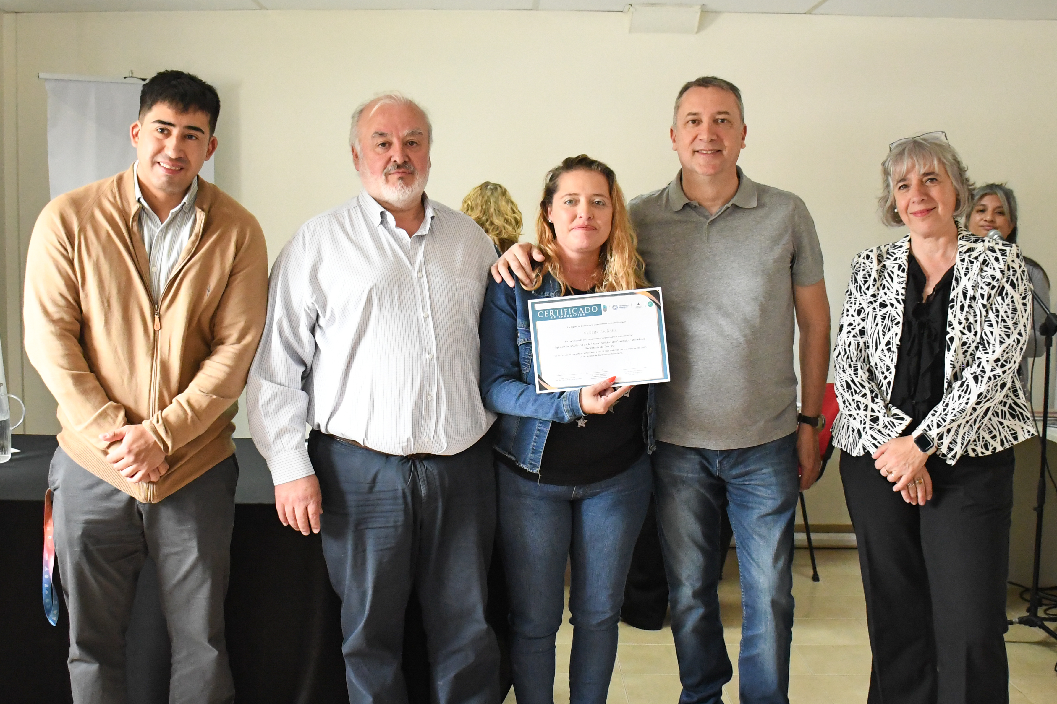 53 Empleados Municipales se Certificaron en Régimen Inmobiliario