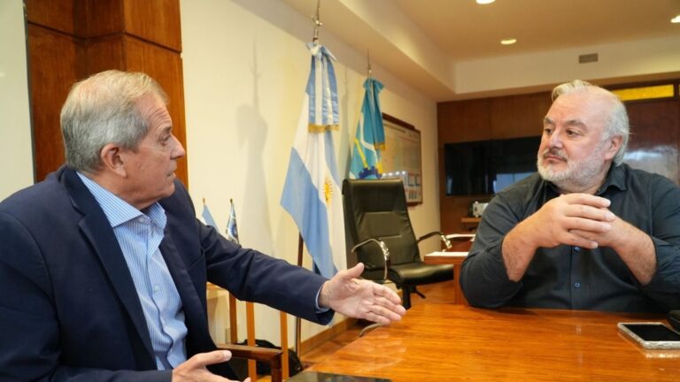 Comodoro fortalece la articulación educativa con foco en innovación, robótica e inteligencia artificial