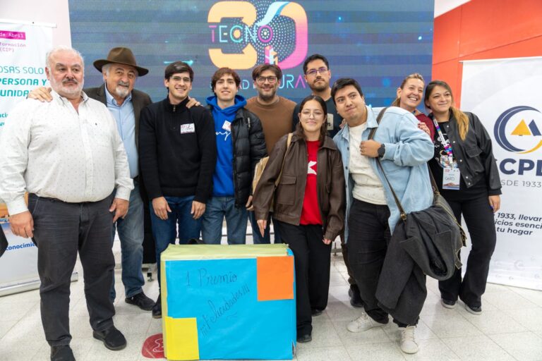 Comodoro Rivadavia premió la innovación en el Hackatón “Ciudad Futura 2026”