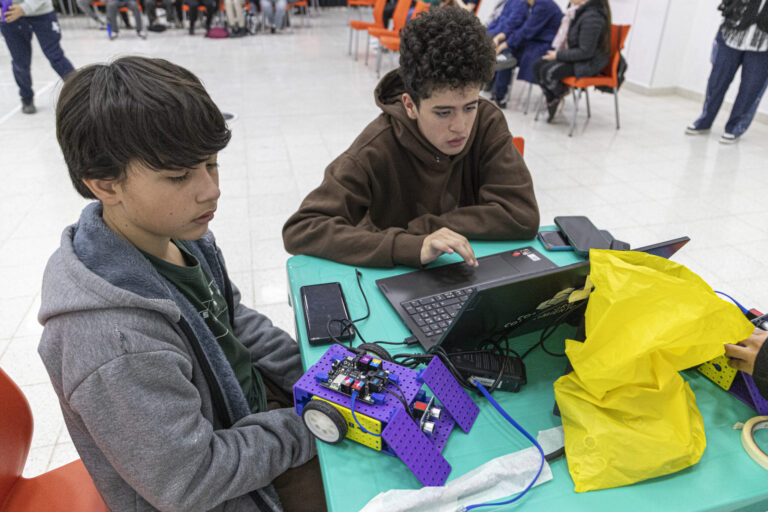 El Municipio impulsa la robótica como herramienta de formación para las nuevas generaciones