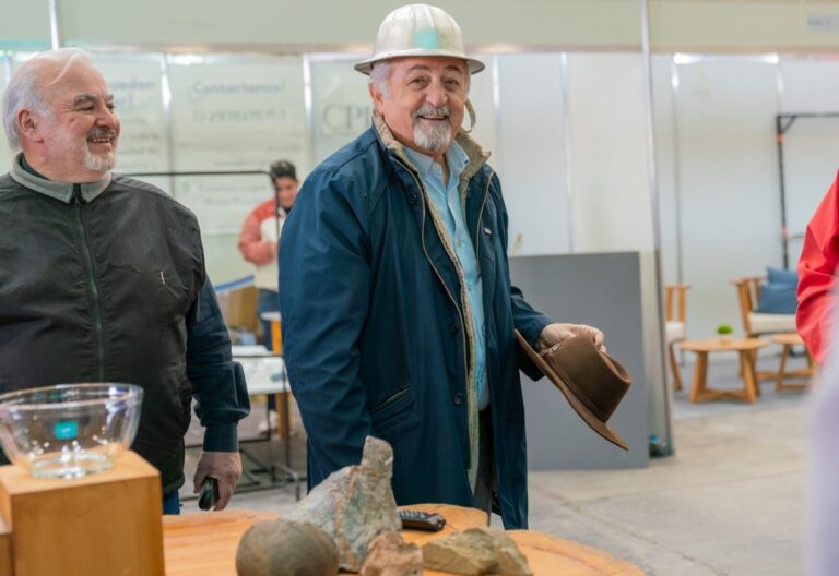 Othar recorrió el armado de la 12° Expo Industrial en el Predio Ferial
